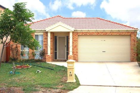 Property photo of 19 Anglia Court Werribee VIC 3030