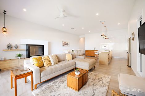 Property photo of 6019A Vista Drive Benowa QLD 4217