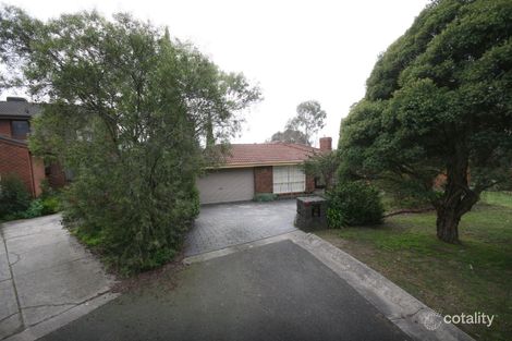 19 Oxford Cl, Croydon Hills, VIC 3136