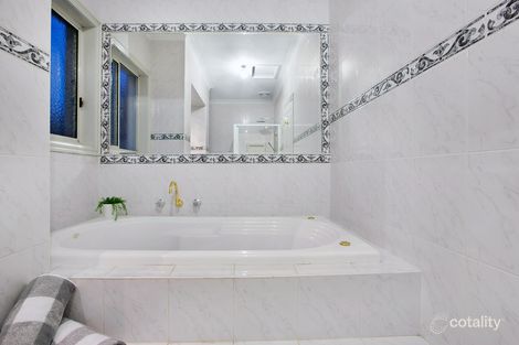 Property photo of 49 Ancona Drive Mill Park VIC 3082