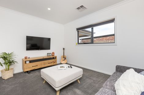 Property photo of 2 Sutterby Place Red Cliffs VIC 3496
