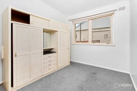 Property photo of 8 Cornwall Road Dapto NSW 2530