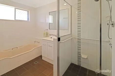 Property photo of 10 Lindsay Avenue Glen Innes NSW 2370