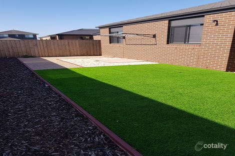 Property photo of 18 Bewick Way Werribee VIC 3030
