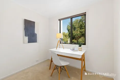Property photo of 47 Spriggs Drive Croydon VIC 3136