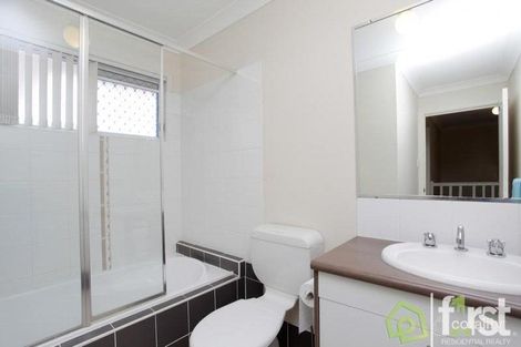 Property photo of 30/1 Daintree Drive Parkinson QLD 4115