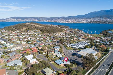 Property photo of 15 Loinah Crescent Montagu Bay TAS 7018