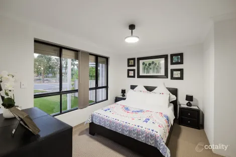 Property photo of 2 Granfell Way Byford WA 6122