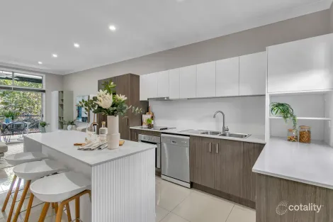Property photo of 4/19 Manson Parade Yeronga QLD 4104
