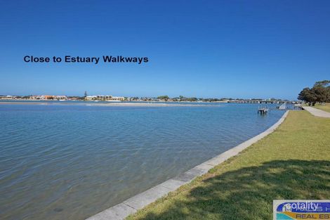 2/13 Leslie St, Dudley Park, WA 6210