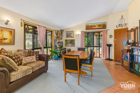 Property photo of 16 Delvue Crescent Highfields QLD 4352