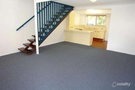 Property photo of 2/17 Eurimbula Court Paradise Point QLD 4216