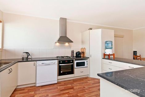 Property photo of 4 Coulson Court Hamilton VIC 3300