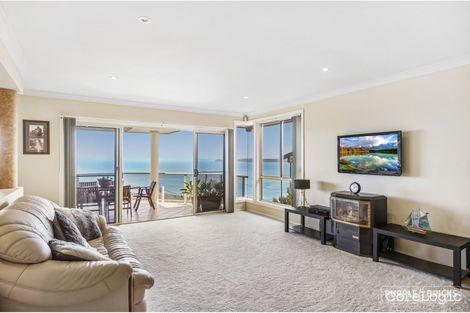Property photo of 25 Jacqueline Avenue Killcare Heights NSW 2257