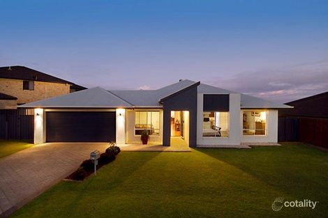 Property photo of 31 Kimbolton Drive Redland Bay QLD 4165