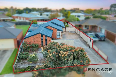 Property photo of 30 Loyola Road Werribee VIC 3030