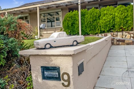 Property photo of 9 Bayvue Crescent Ridgehaven SA 5097