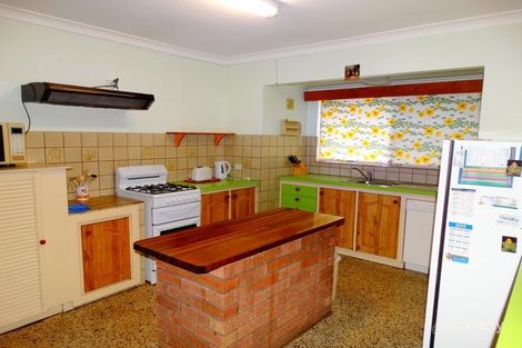 Property photo of 40 Karinga Road San Remo WA 6210