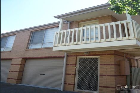 28 Crichton Lane, Kensington, VIC 3031