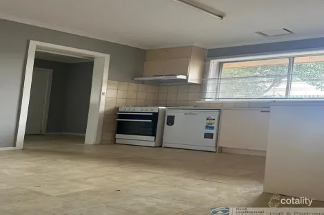 Property photo of 2/8 Jane Street Berwick VIC 3806