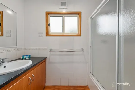 Property photo of 42/1 Mairburn Road Metung VIC 3904