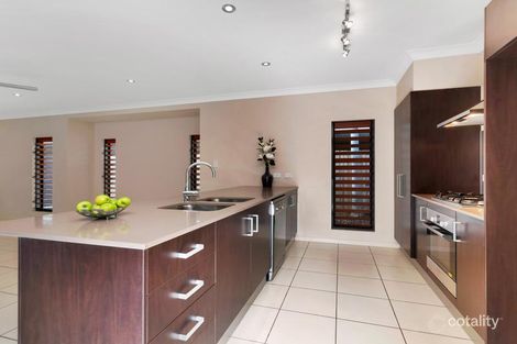 Property photo of 6 Savaii Close Palm Cove QLD 4879