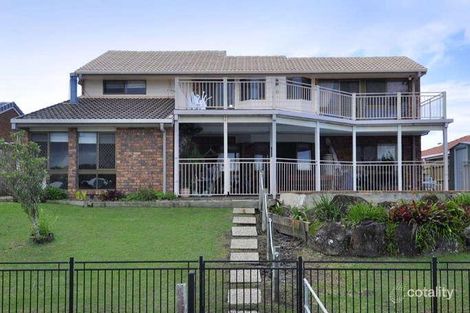 Property photo of 18 Longboat Place Biggera Waters QLD 4216