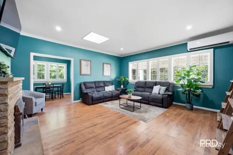 Property photo of 2A Parkes Crescent Faulconbridge NSW 2776