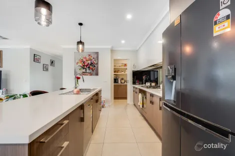 Property photo of 69 Riverboat Drive Thurgoona NSW 2640