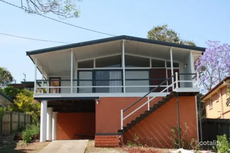 15 Dagmar St, Holland Park West, QLD 4121