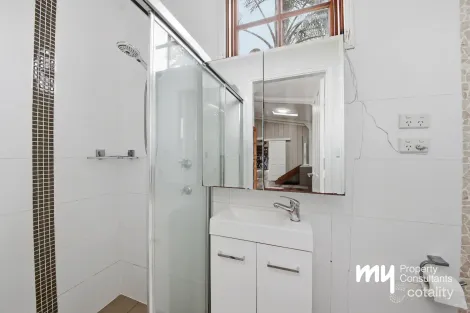 Property photo of 35 Harthouse Road Ambarvale NSW 2560