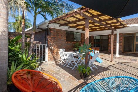 Property photo of 54 Markeri Street Mermaid Waters QLD 4218