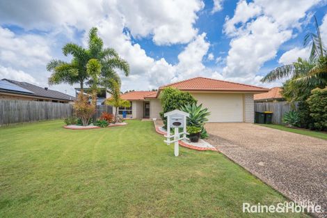 Property photo of 33 Pembridge Circuit Urraween QLD 4655