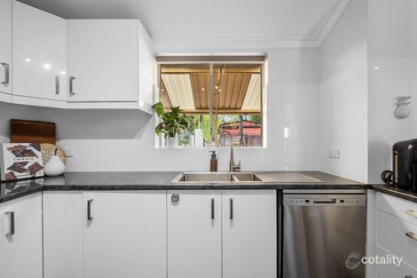 Property photo of 16 Alandale Road Greenmount WA 6056