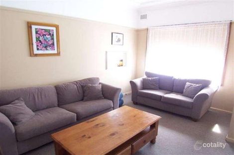 Property photo of 25 Chisholm Crescent Bradbury NSW 2560