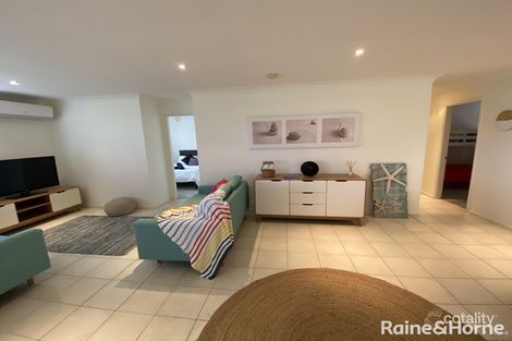 Property photo of 24 Hay Avenue Shoalhaven Heads NSW 2535