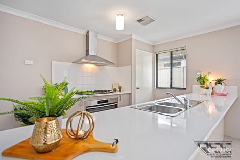 Property photo of 51 Litchfield Circle Wandi WA 6167