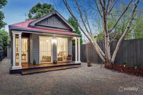 32 Station St, Fairfield, VIC 3078