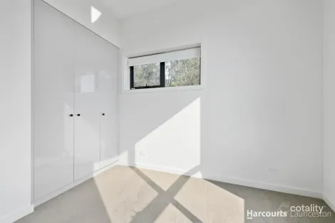 Property photo of 1/17 Cherry Road Trevallyn TAS 7250