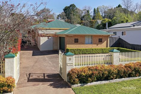 8 Lyle St, Wentworth Falls, NSW 2782