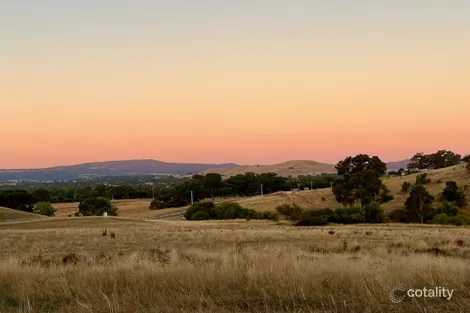 79 Owens Creek Dr, Mansfield, VIC 3722