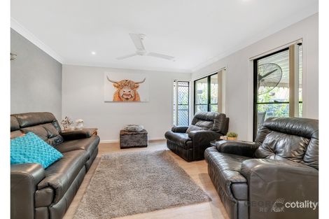 Property photo of 62 Nullarbor Circuit Forest Lake QLD 4078