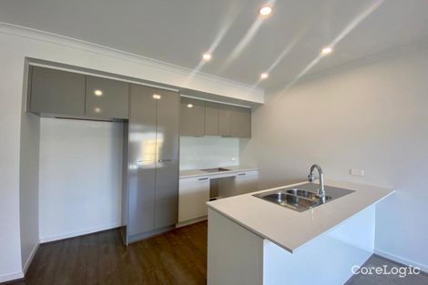 Property photo of 9 Damrosch Walk Point Cook VIC 3030