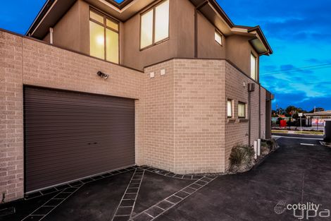 Property photo of 1/15 Bamburgh Street Jacana VIC 3047