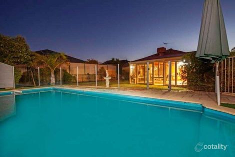Property photo of 33 Ellesmere Circuit Success WA 6164