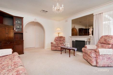 Property photo of 329 Hull Road Mooroolbark VIC 3138