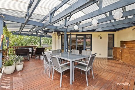 Property photo of 9 Lowess Lane Point Cook VIC 3030