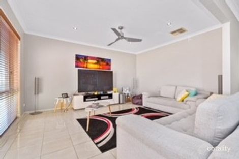 Property photo of 19 Diamond Parade Skye VIC 3977