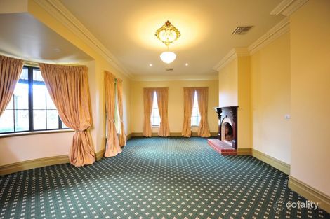 Property photo of 4 Avondale Drive Wodonga VIC 3690