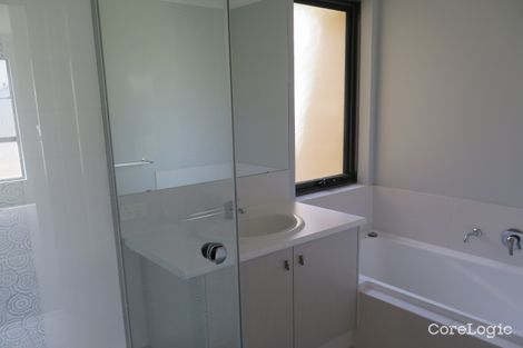 Property photo of 21 Vignerons Loop Hocking WA 6065